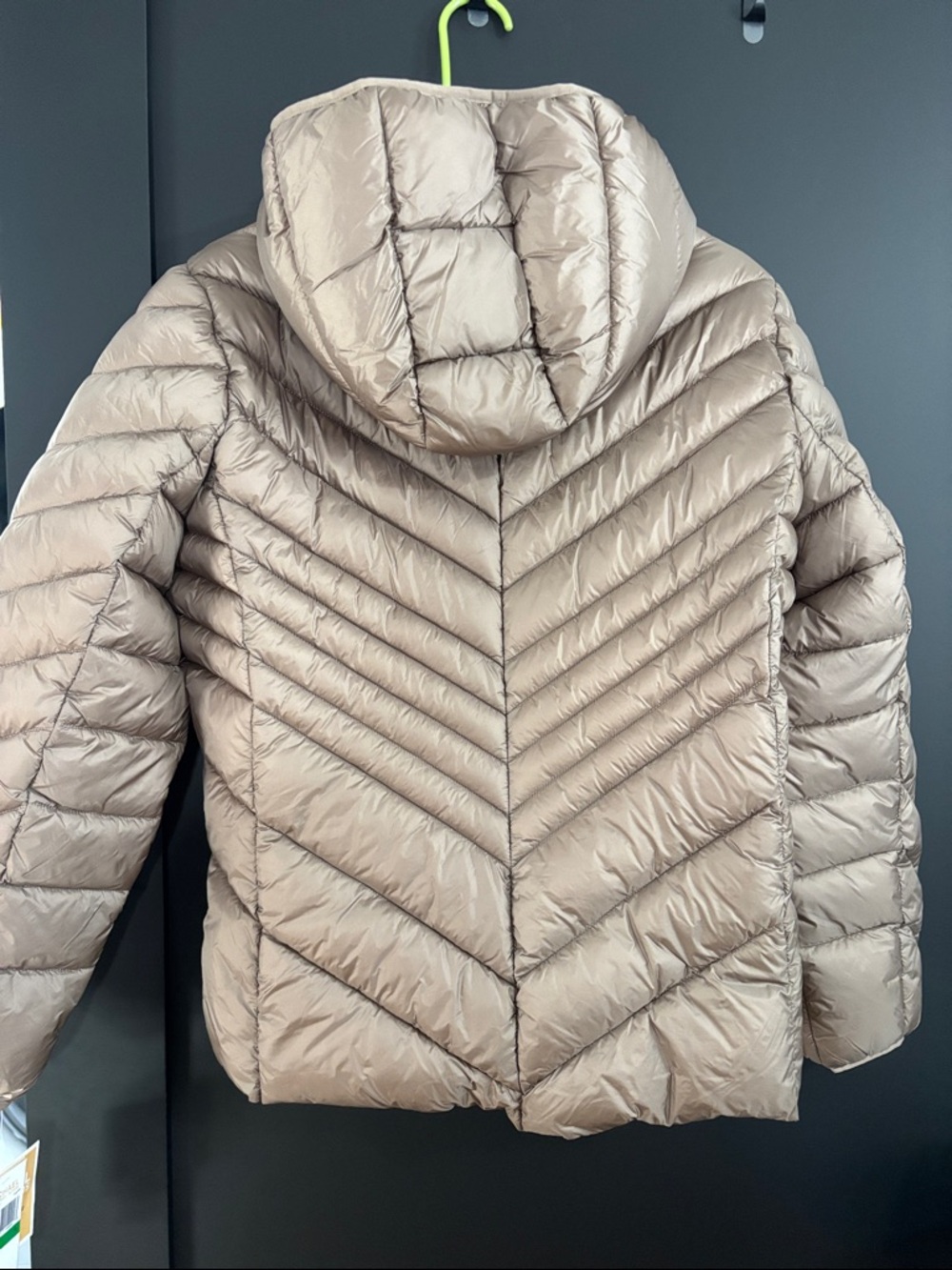 Michael Kors Light Taupe Quilted Packable Puffer Jacket with Hood - Picture 6 of 6